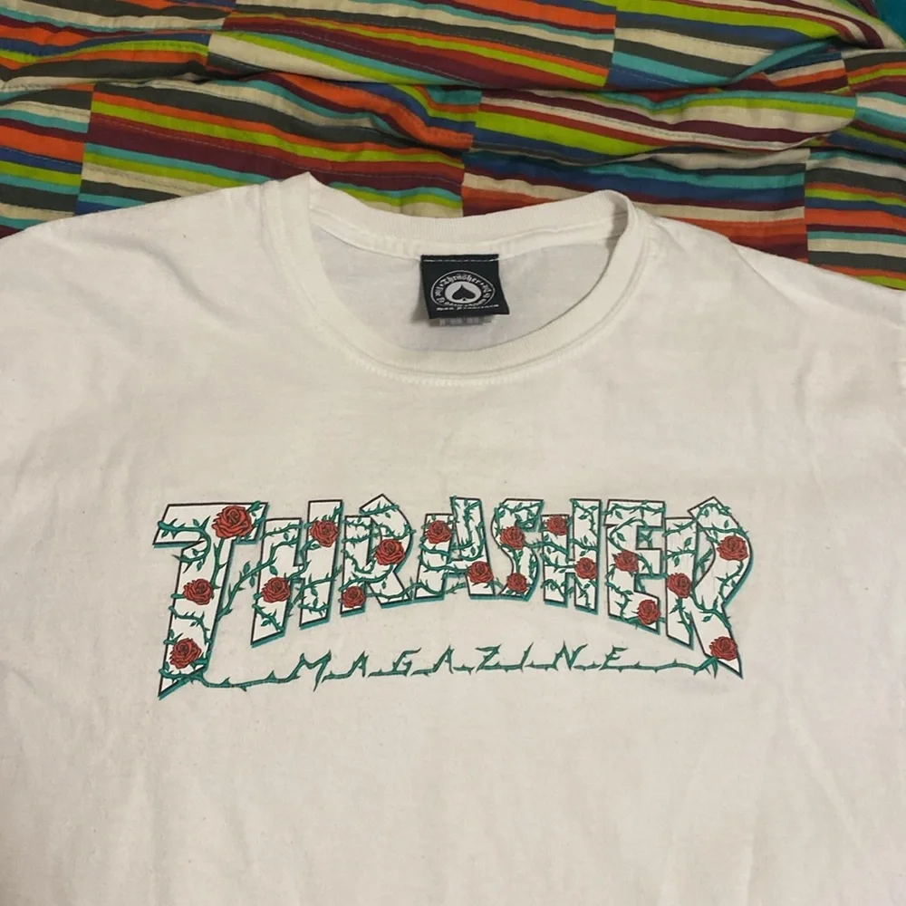 Thrasher, graphic logo, T-shirt, size medium fast shipping good condition_2